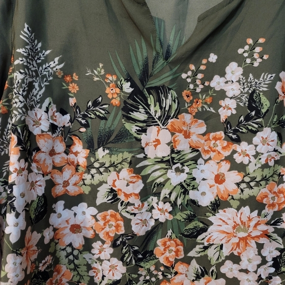 Dress Barn Floral Tunic 3/4 Sleeves Top - XL - Picture 3 of 8